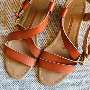 Neutral Brown Wedge Summer Sandals Like New!